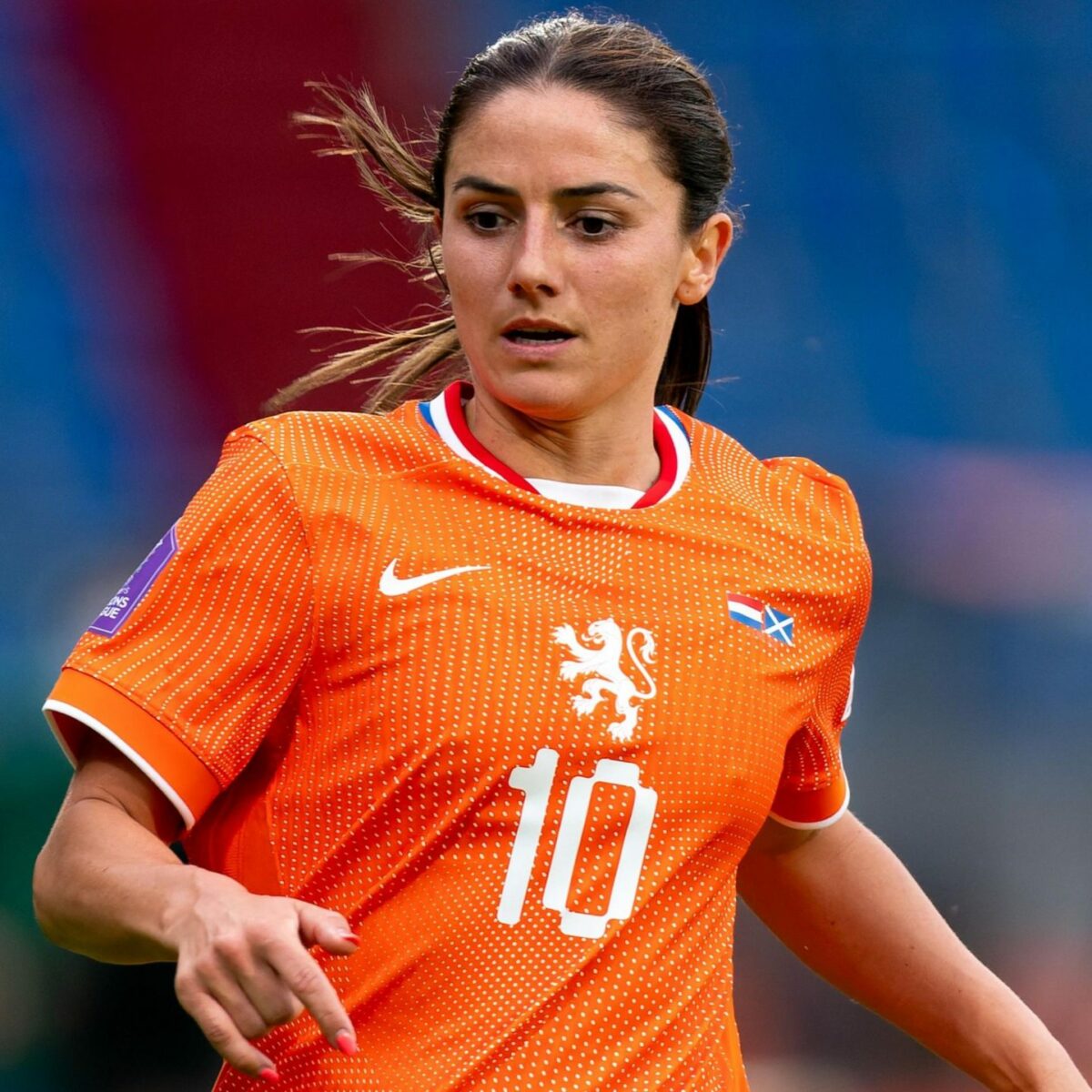 Danielle-van-de-Donk-scaled